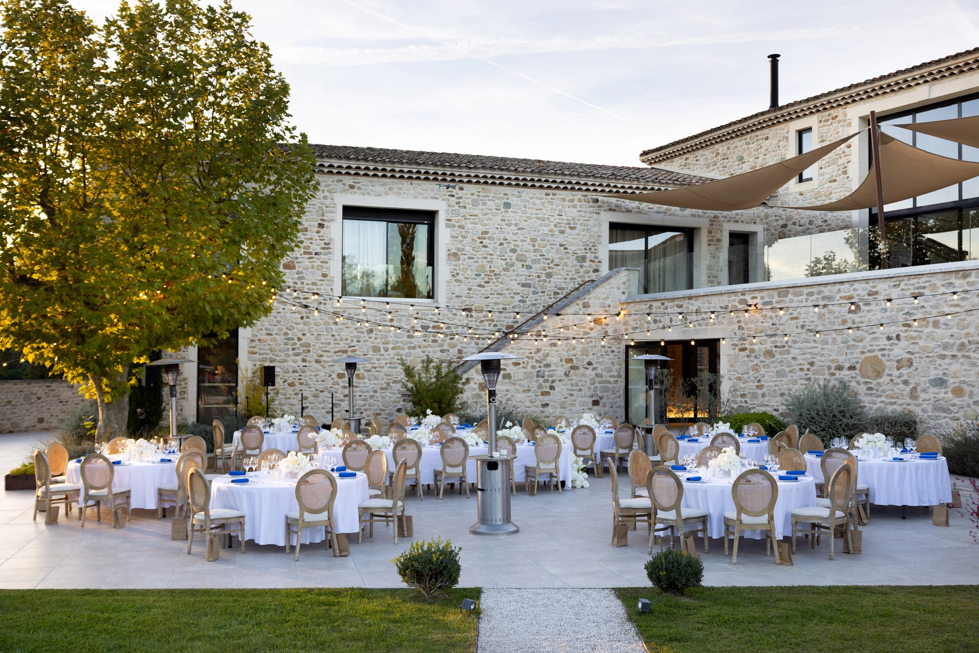 mariage-elegant-moderne-provence-marion-fort-250