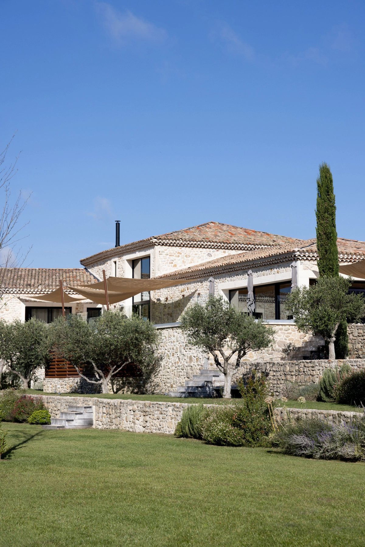 mariage-elegant-moderne-provence-marion-fort-8